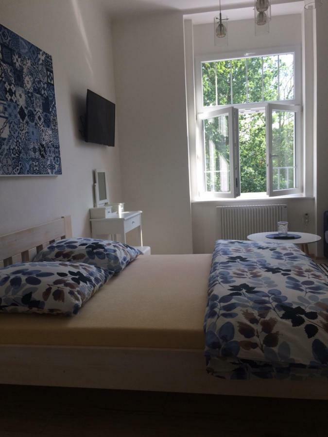 Apartman Nad Imperialem Karlsbad Exterior foto